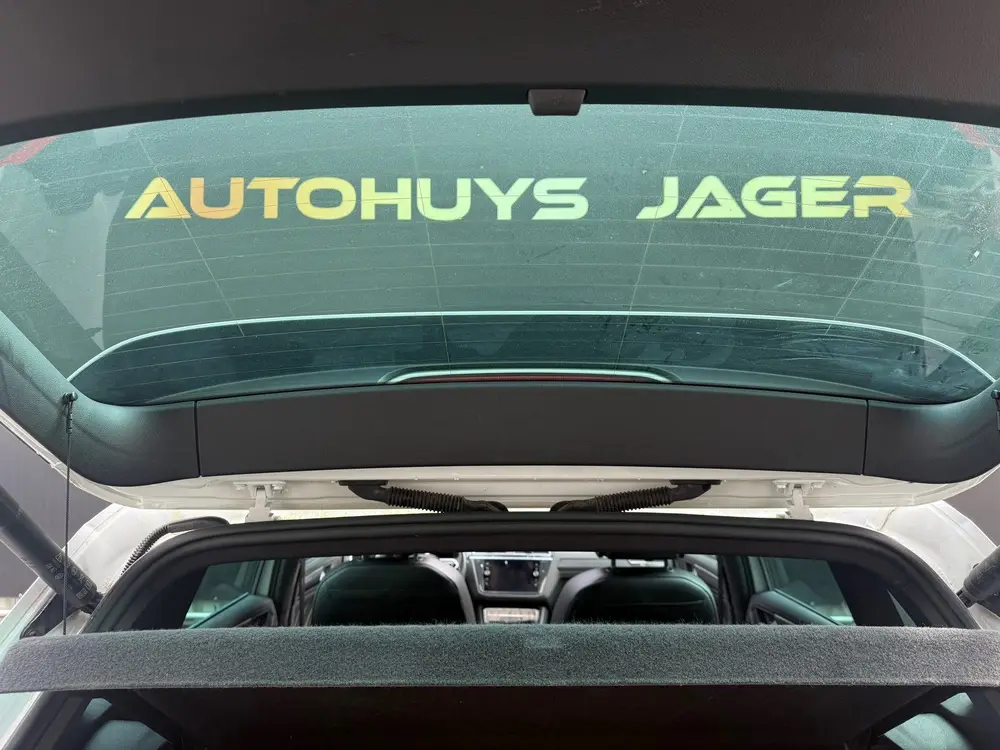 Volkswagen Tiguan 1.4 TSI eHybrid R-Line Pano 360 Leder Carp uit 2022, foto 17