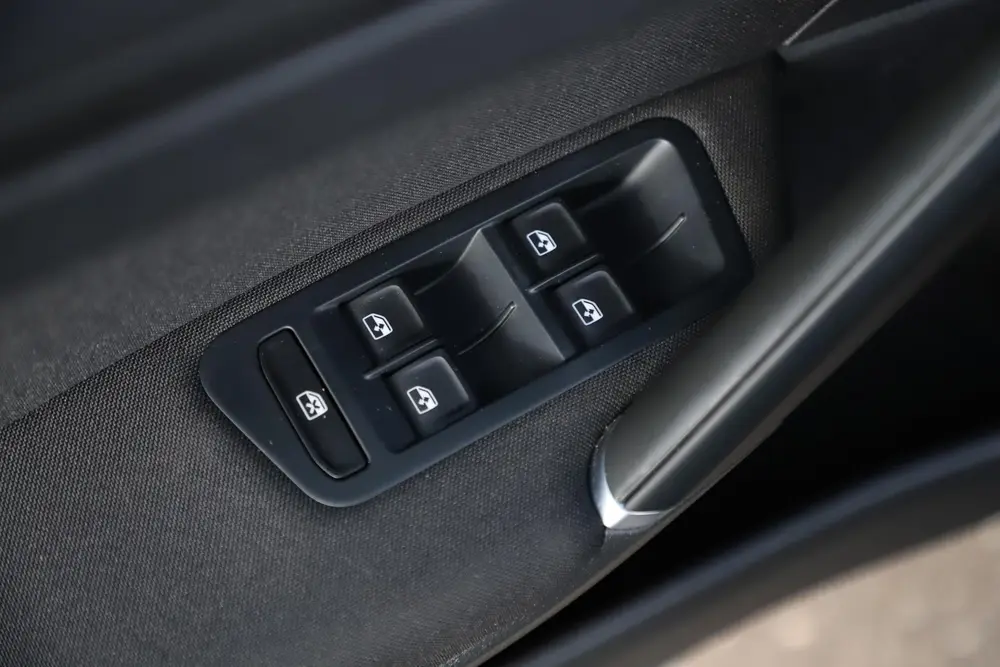 Volkswagen Golf Variant 1.0 TSI Comfortline Business Navigat uit 2020, foto 10