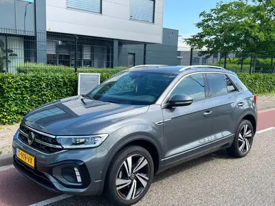 Volkswagen T-Roc 1.5 TSI R-Line Business+ Automaat Navigatie uit 2022