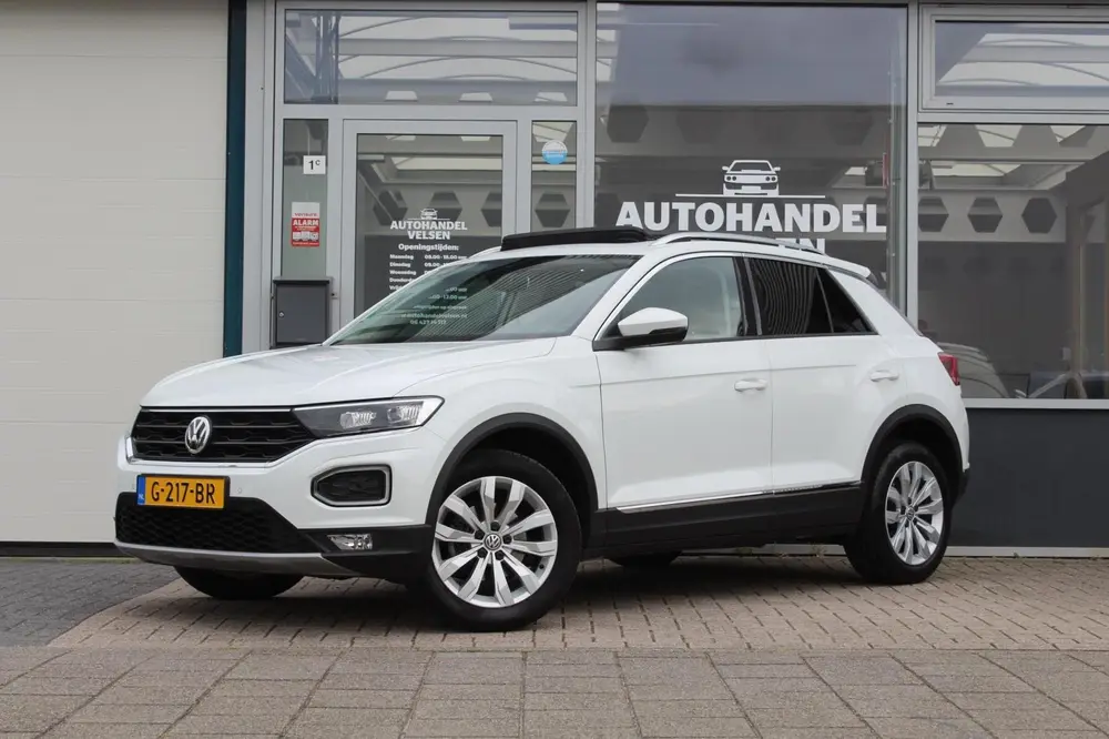 Volkswagen T-Roc 1.5 TSI Sport Automaat Pano uit 2019, foto 12