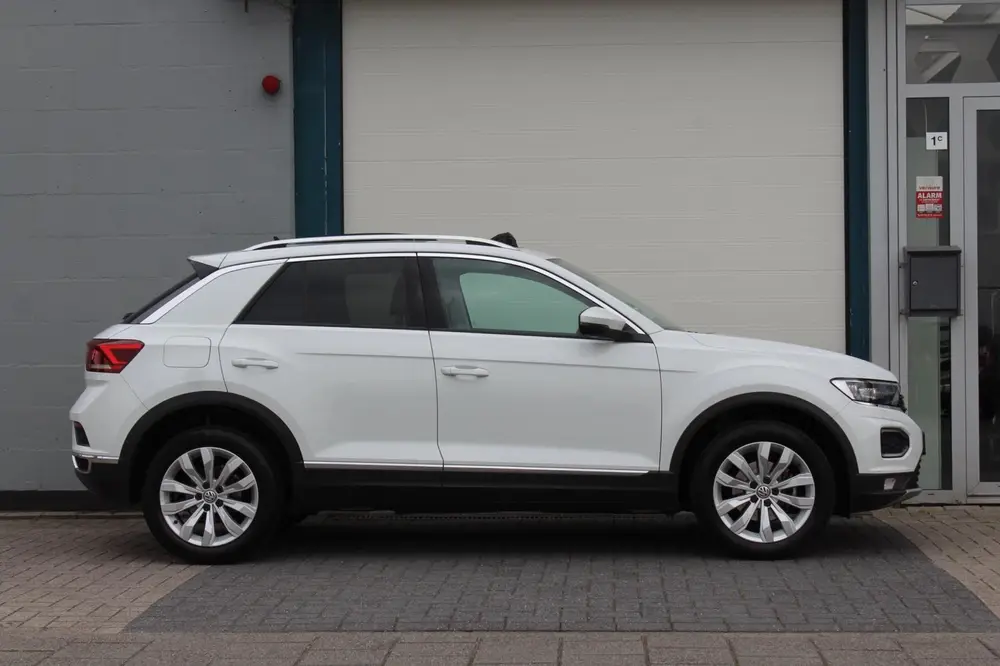 Volkswagen T-Roc 1.5 TSI Sport Automaat Pano uit 2019, foto 3