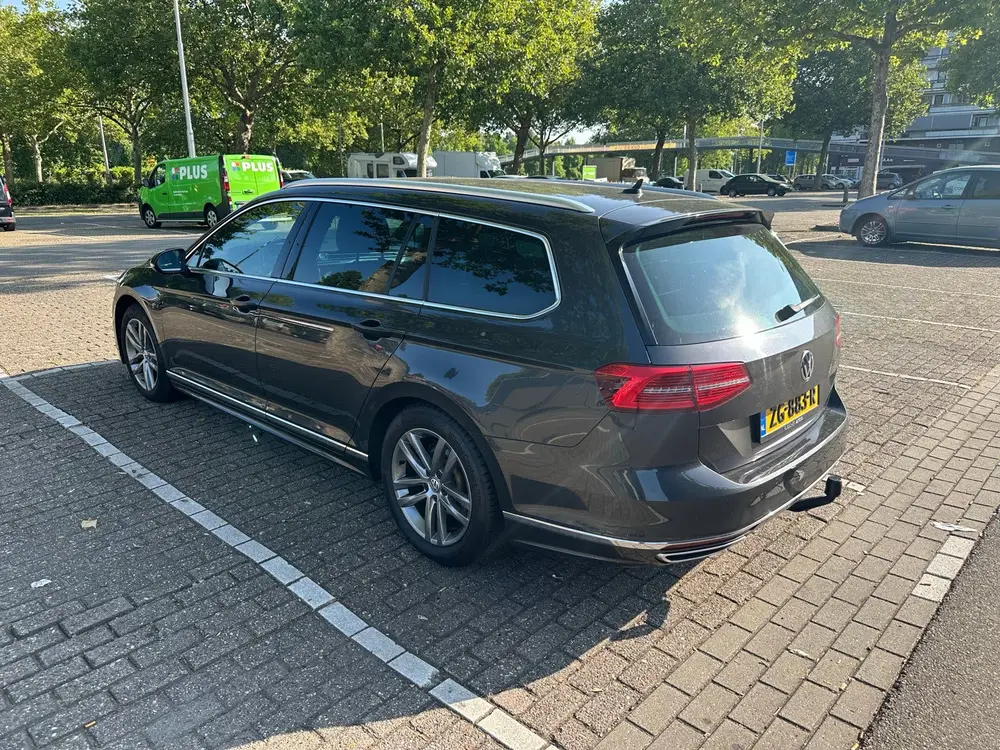 Volkswagen Passat Variant Passat 1.5 TSI 150pk ACT 7-DSG 2019 Grijs uit 2019, foto 13