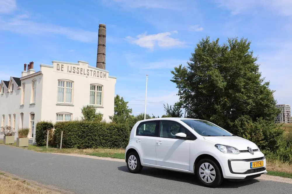 Volkswagen Up! 1.0 Move 65PK 5D 2021 Wit uit 2021, foto 2