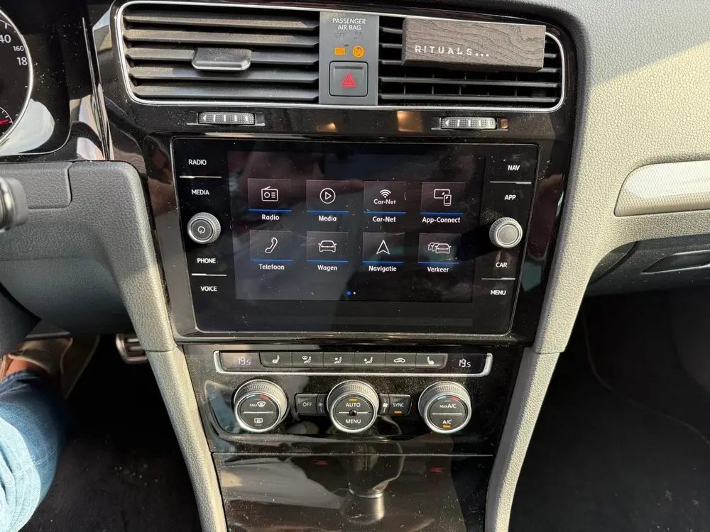 Volkswagen Golf Variant 1.0 TSI BlueMotion Technology uit 2019, foto 15