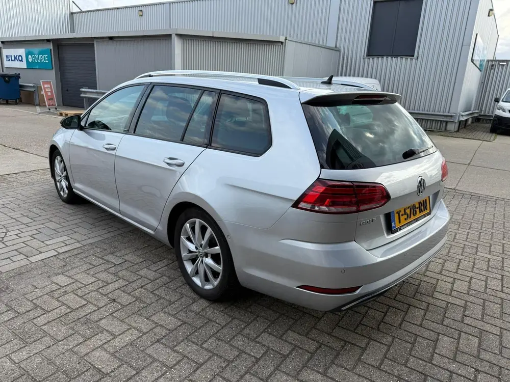 Volkswagen Golf Variant 1.0 TSI BlueMotion Technology uit 2019, foto 3