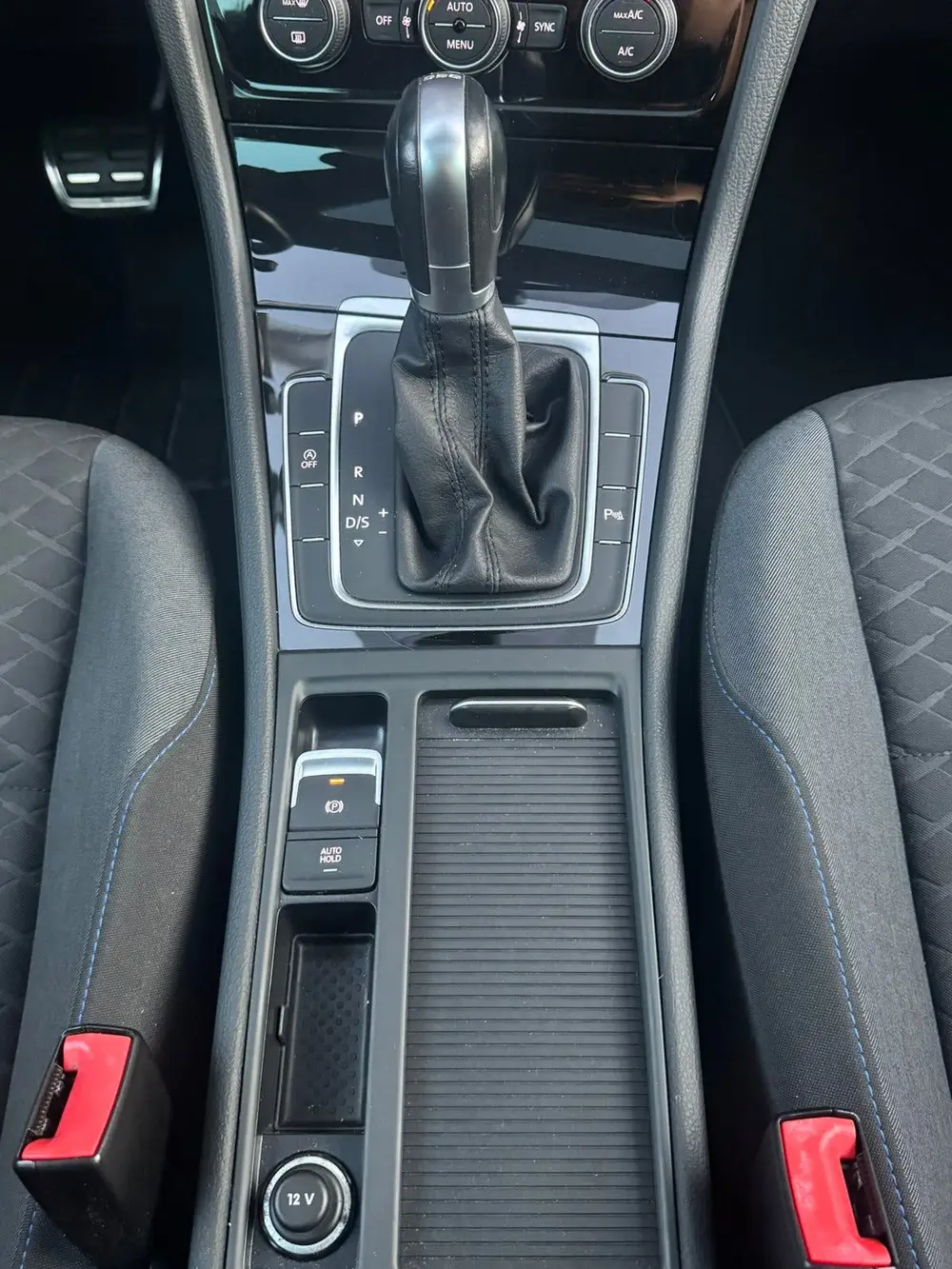 Volkswagen Golf VII Golf 1.6 TDI DSG AUT 2019 Pano-Carplay-ACC Vol! uit 2019, foto 17