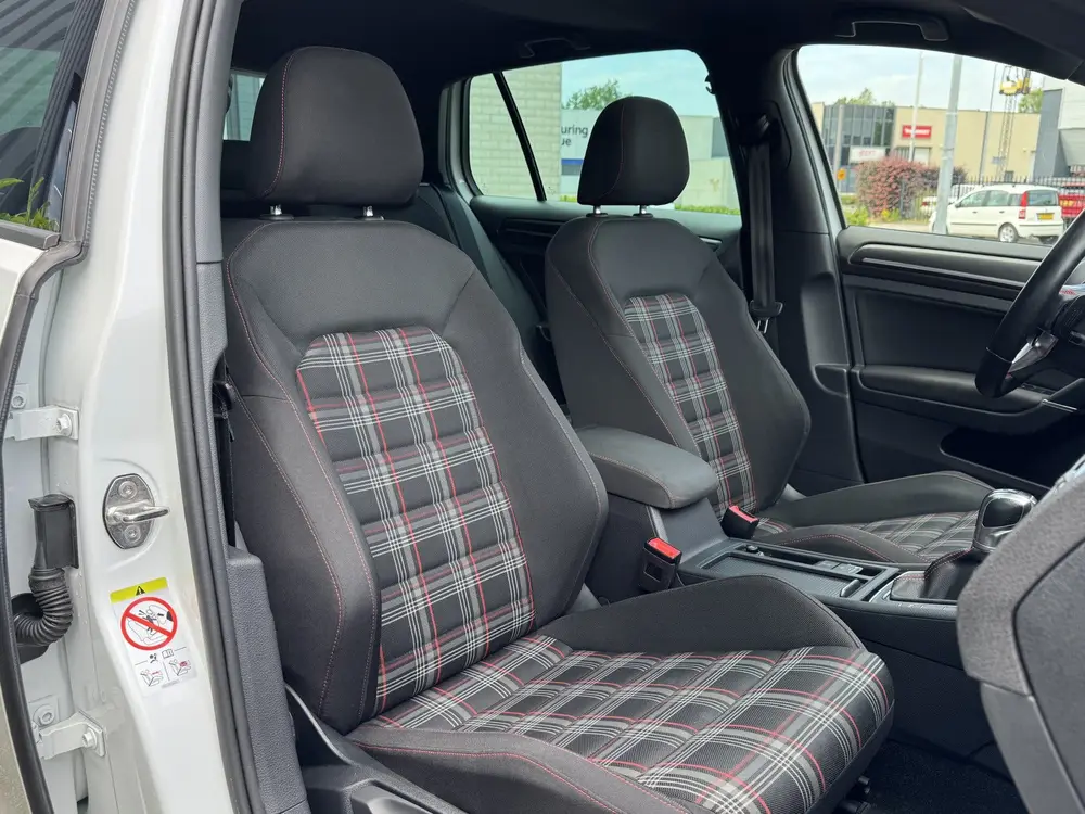 Volkswagen Golf 7,5 GTI Performance 2.0 TSI 245pk DSG / Aut. uit 2019, foto 13