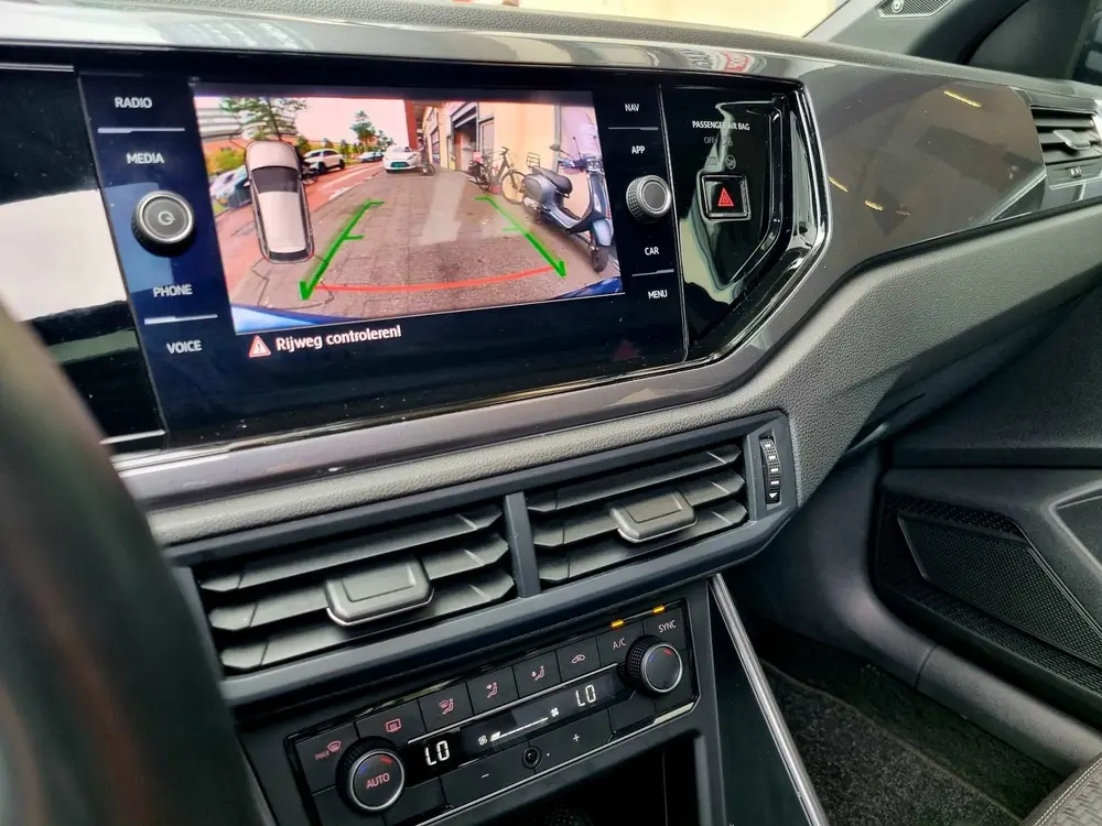 Volkswagen POLO 1.0 TSI R-Line Dsg Pano keyless Virt.dash uit 2019, foto 9