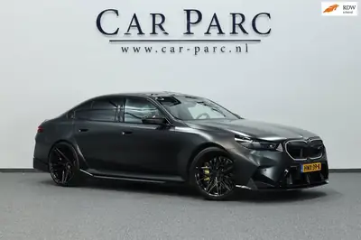 BMW 5-Serie M5 1000+PK BTW/AKRAPOVIC/FULL PPF XPEL/KERAMISCH uit 2025