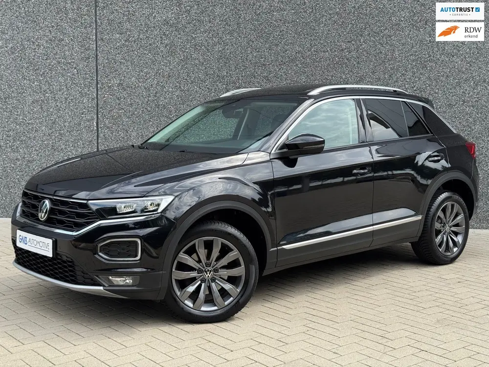 Volkswagen T-ROC 1.5 TSI | Pano | Carplay | ACC | Trekhaak | uit 2021