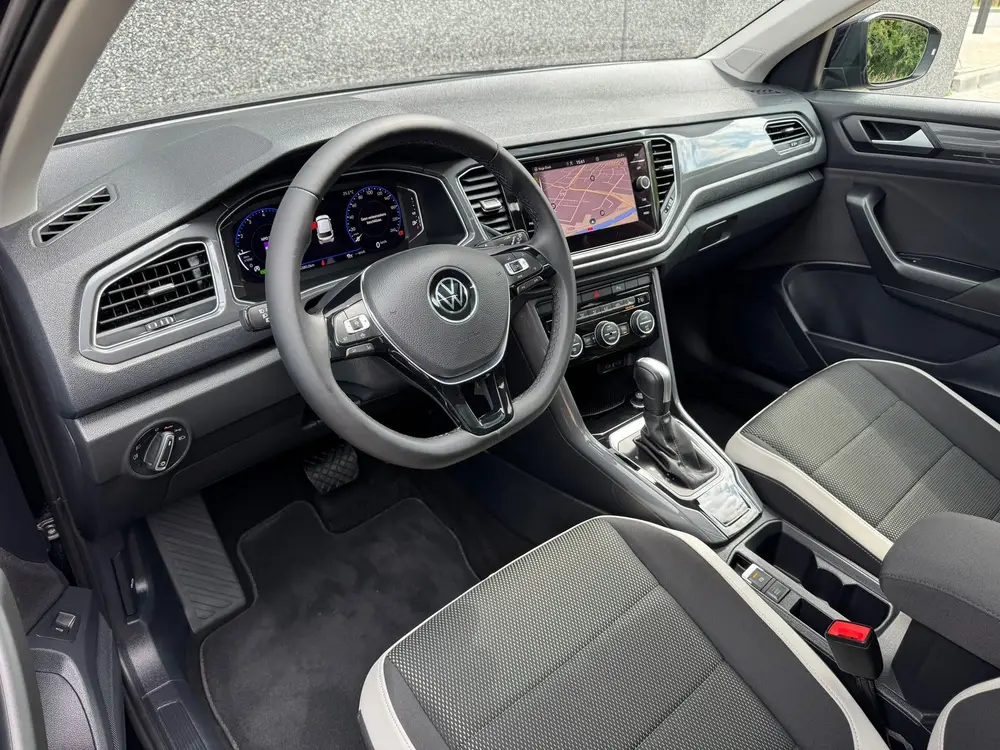 Volkswagen T-ROC 1.5 TSI | Pano | Carplay | ACC | Trekhaak | uit 2021, foto 9