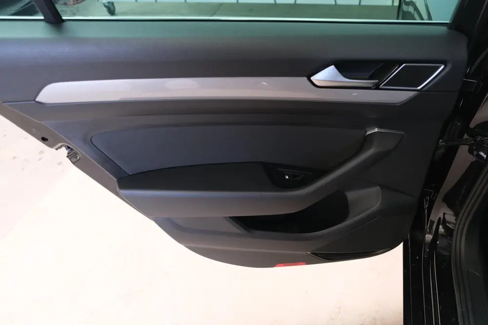 Volkswagen Passat Variant 1.4 TSI PHEV GTE Business - SOH 99 uit 2022, foto 8