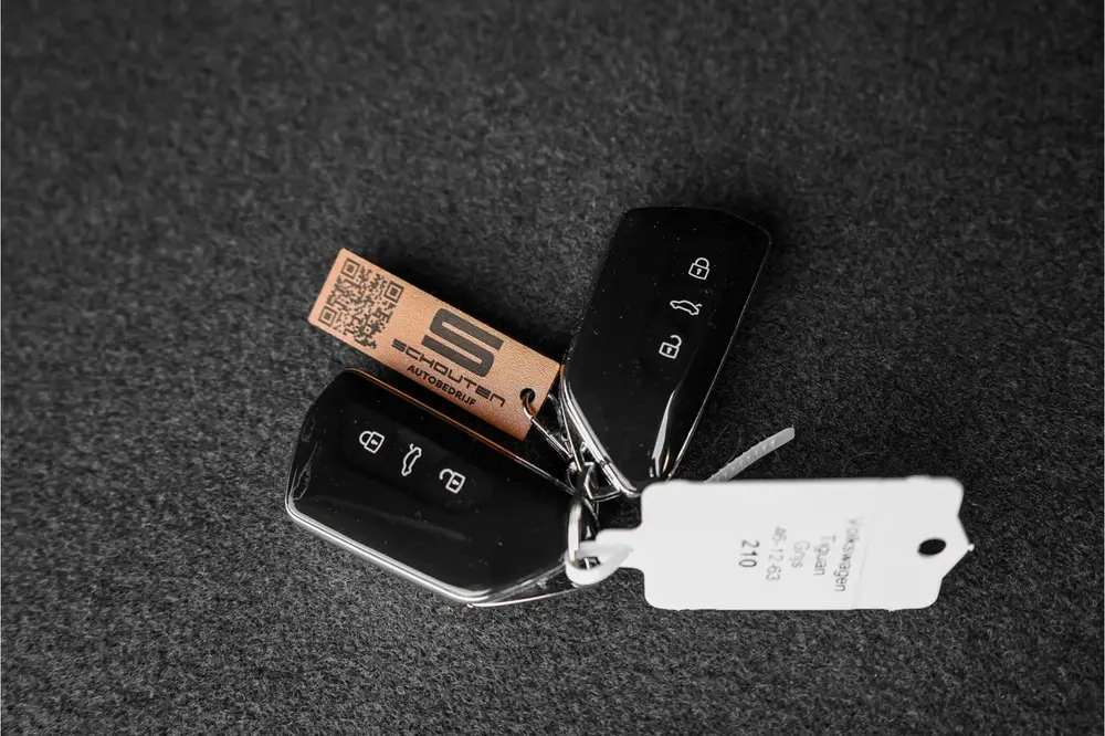 Volkswagen Tiguan 1.5 eHybrid 30 Year Ed Style Pano IQ Winte uit 2026, foto 8