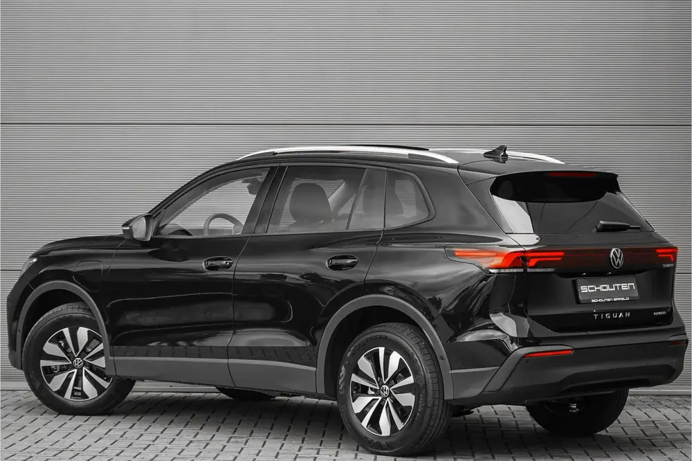 Volkswagen Tiguan 1.5 eHybrid 30 Year Ed Style Pano IQ Winte uit 2026, foto 11