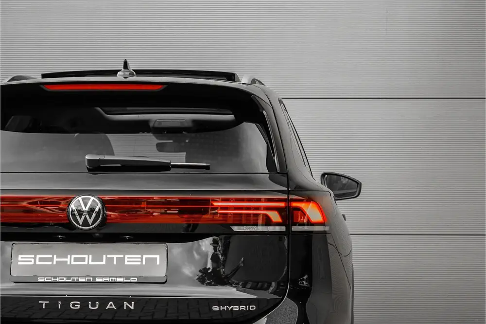 Volkswagen Tiguan 1.5 eHybrid 30 Year Ed Style Pano IQ Winte uit 2026, foto 16
