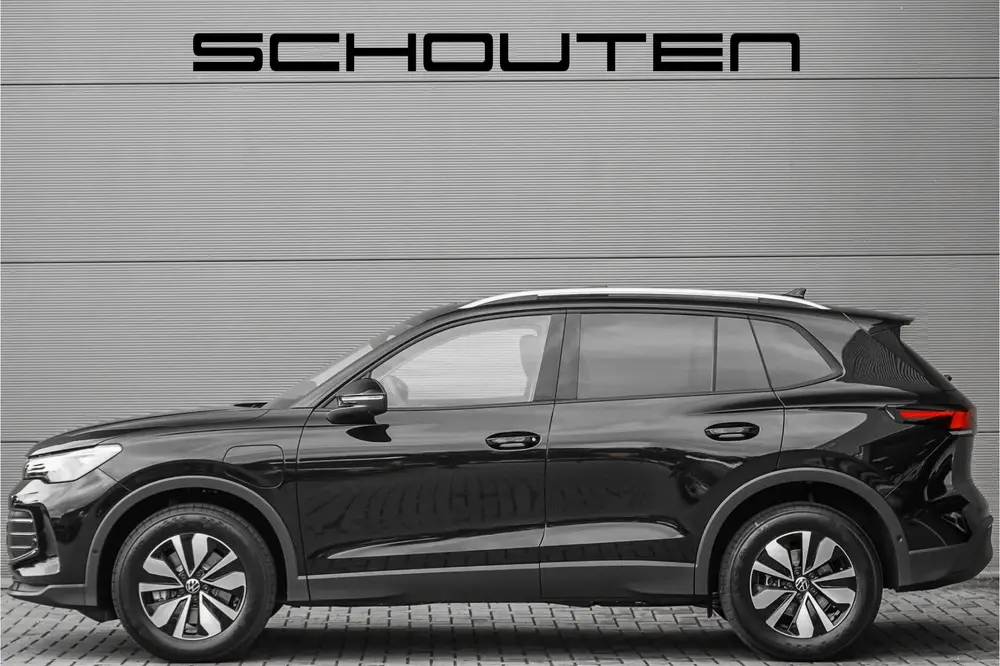 Volkswagen Tiguan 1.5 eHybrid 30 Year Ed Style IQ Pano Winte uit 2026, foto 10