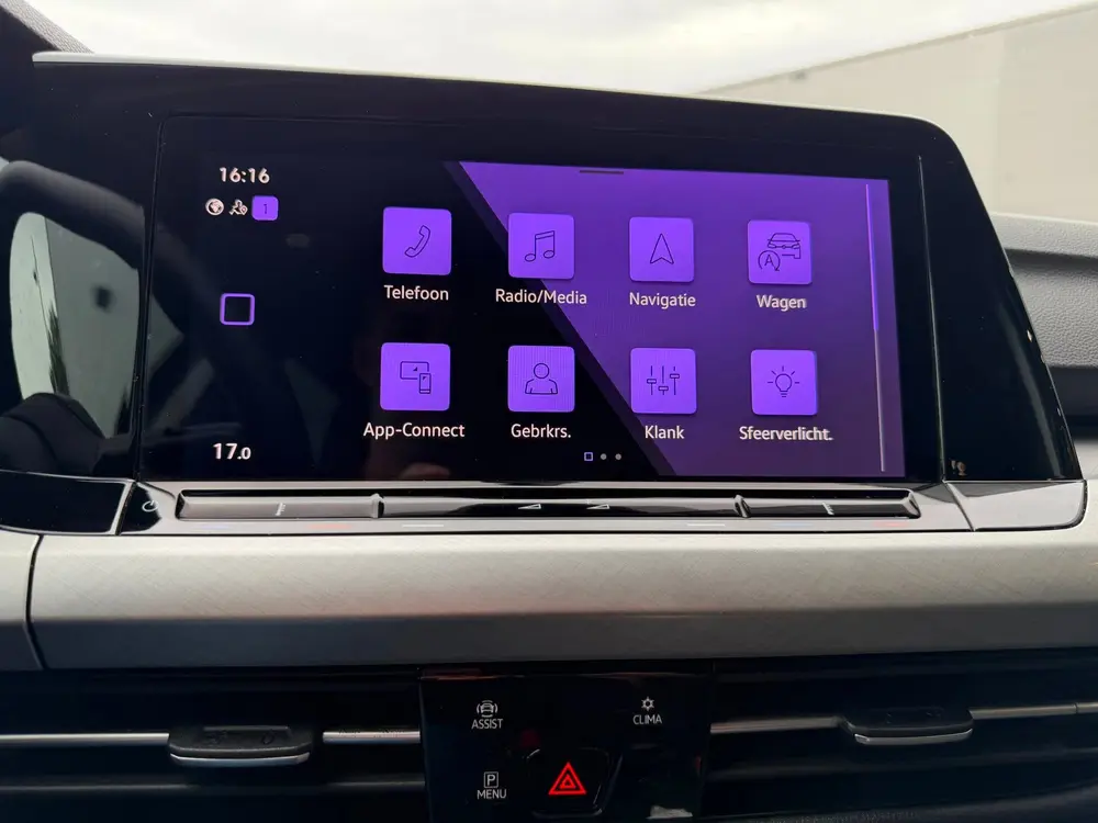 Volkswagen Golf 1.0 eTSI Business VOL optie's automaat uit 2021, foto 16