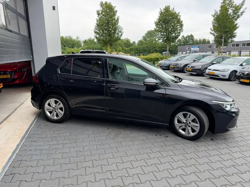Volkswagen Golf 1.0 eTSI Business VOL optie's automaat uit 2021, foto 7