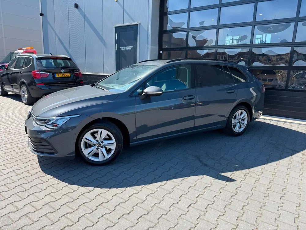 Volkswagen Golf Variant 1.5 eTSI Life Business VOL optie's n uit 2021, foto 2