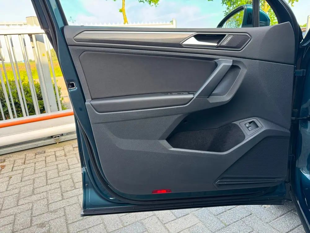 Volkswagen Tiguan 1.4 TSI eHybrid Elegance SOH 91,8% / IQ LI uit 2022, foto 11