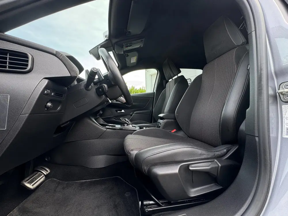 DS Automobiles 3 Crossback DS 3 Crossback 1.2 PureTech Business AUTOMAAT / PDC / CARPLA uit 2019, foto 11