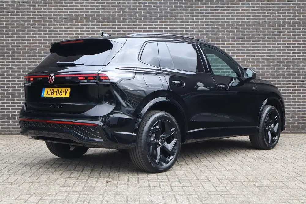 Volkswagen Tiguan 1.5 eHybrid 204pk R-Line Edition | SoH 100 uit 2025, foto 2
