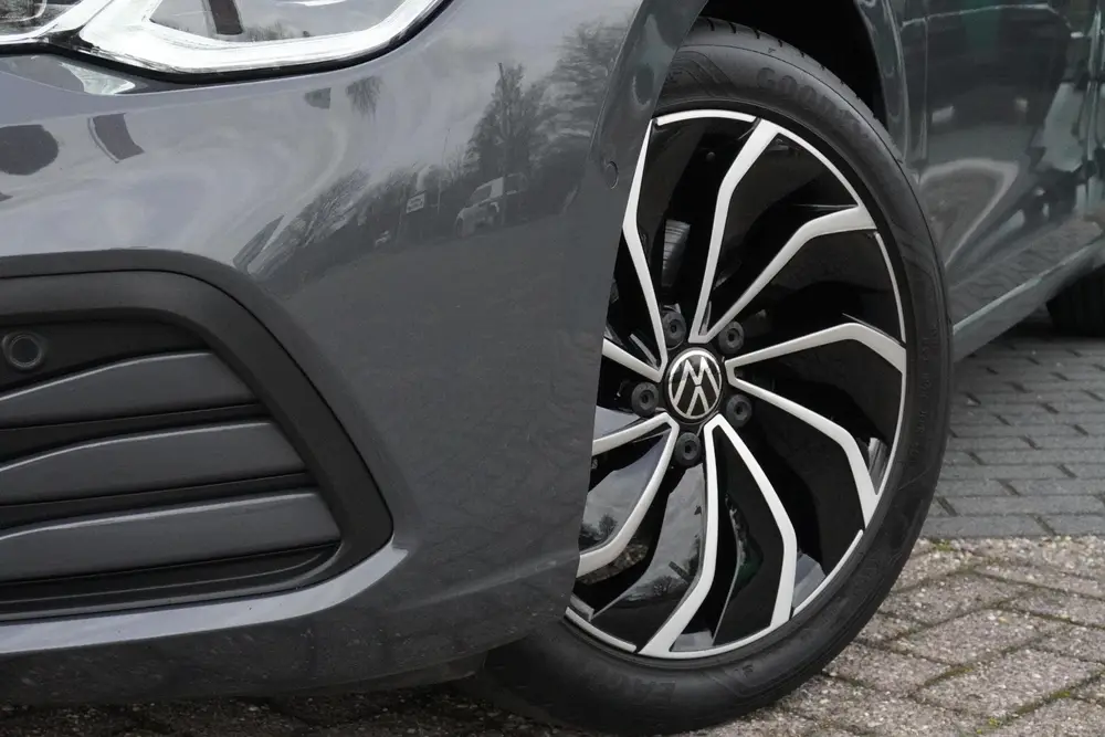 Volkswagen Golf 1.5 TSI Life Business | PANORAMADAK | CARPLA uit 2020, foto 8