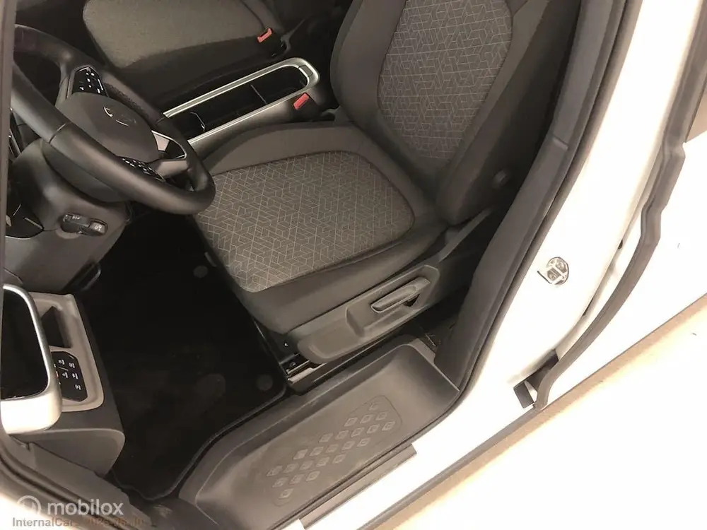 Volkswagen ID. Buzz Pro 86 kWh LWB 7p. Trekhaak uit 2025, foto 6