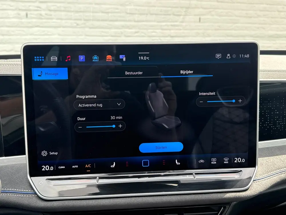 Volkswagen Passat Variant 1.5 eTSI R-Line Panorama Massage s uit 2024, foto 3