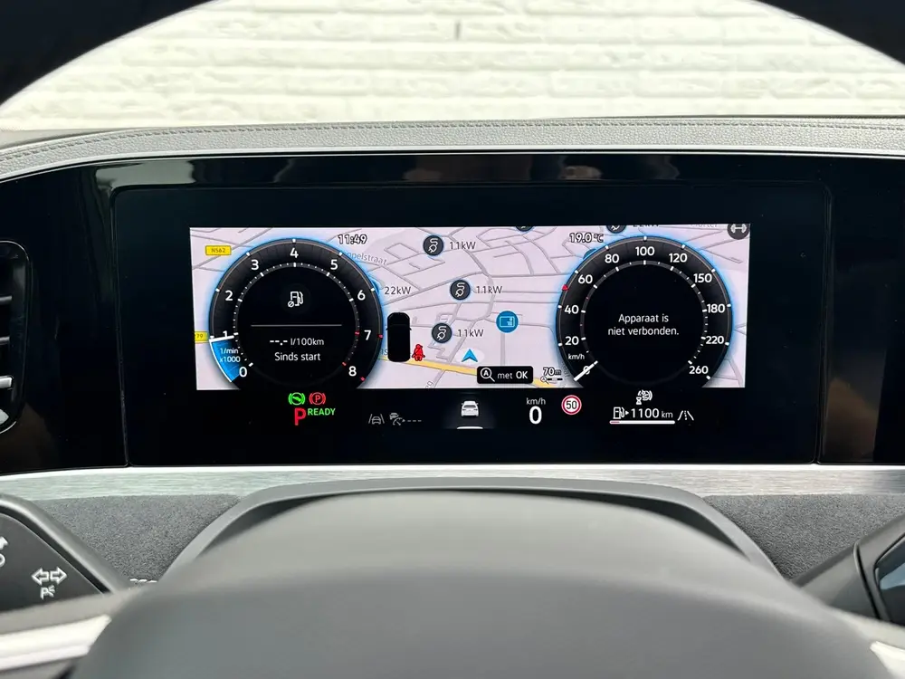 Volkswagen Passat Variant 1.5 eTSI R-Line Panorama Massage s uit 2024, foto 4