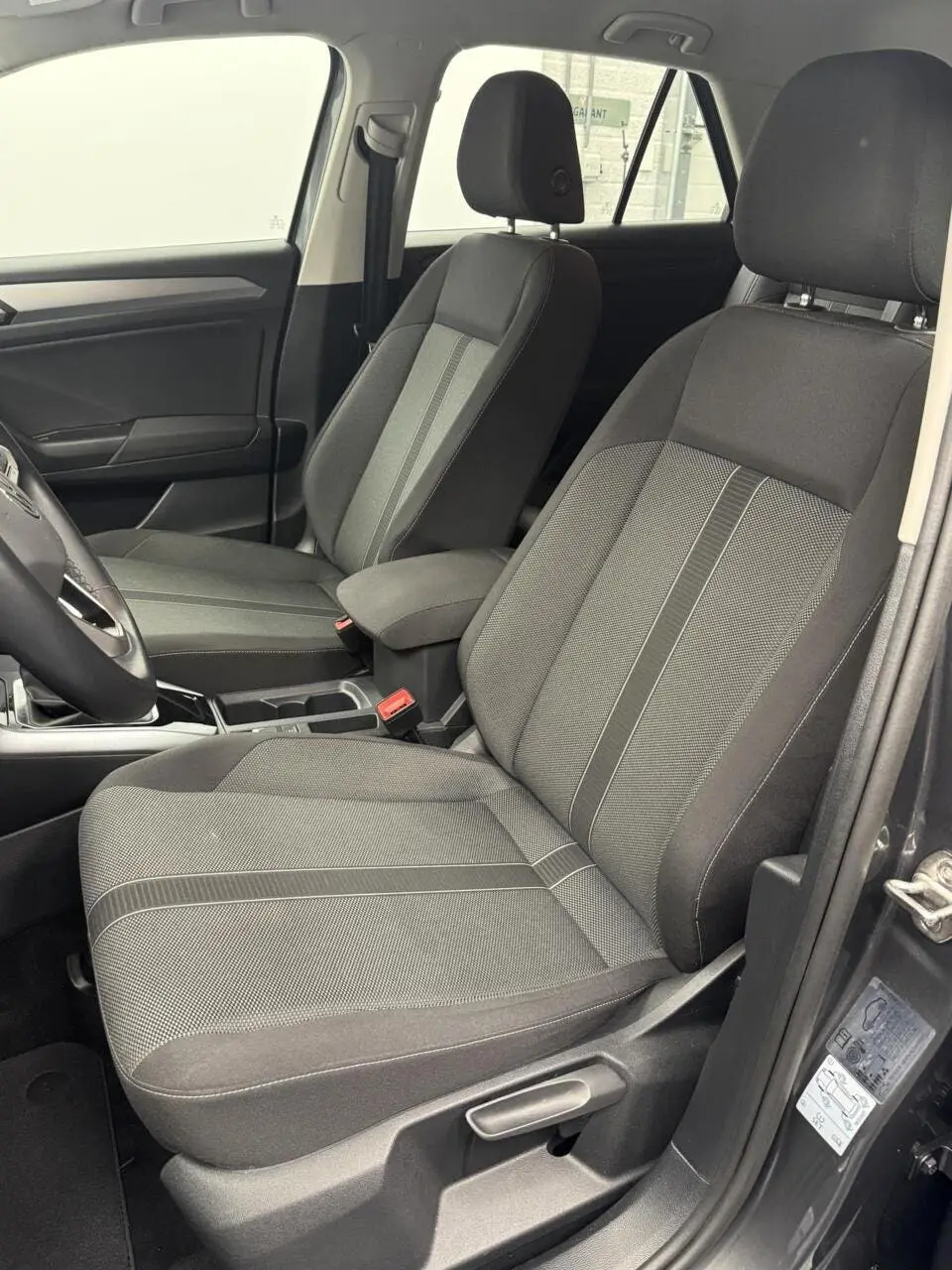 Volkswagen T-Roc 1.0 TSi Style Trekhaak-Navigatie-Adapt.Cr.c uit 2022, foto 14