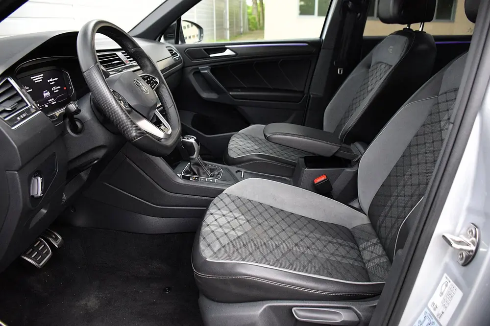 Volkswagen TIGUAN 1.4 TSI eHybrid R-Line Binnen&Buiten+*190D uit 2021, foto 17