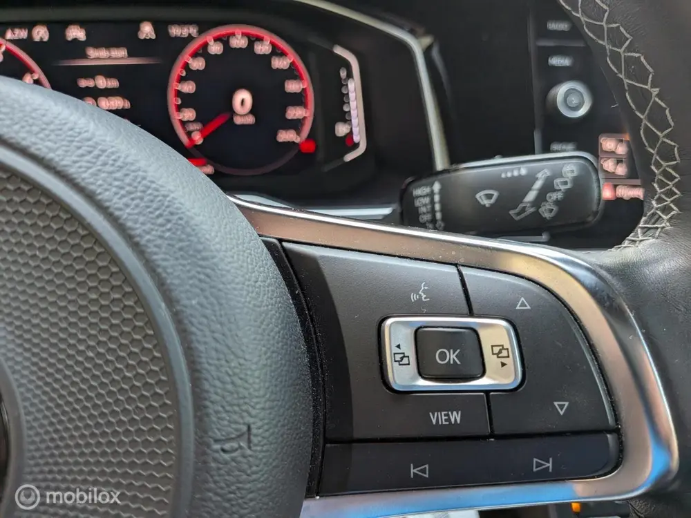 Volkswagen Polo 1.0 TSI Highline Business 2x R-Line LED ETC uit 2020, foto 19