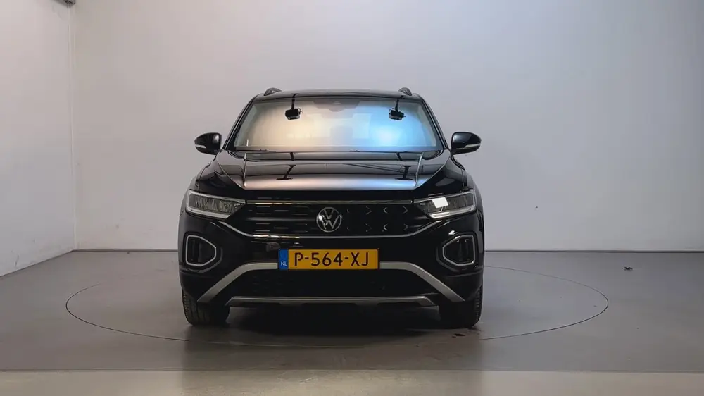 Volkswagen T-Roc 1.5 TSI 150pk DSG Life Business Camera Navi uit 2022, foto 16