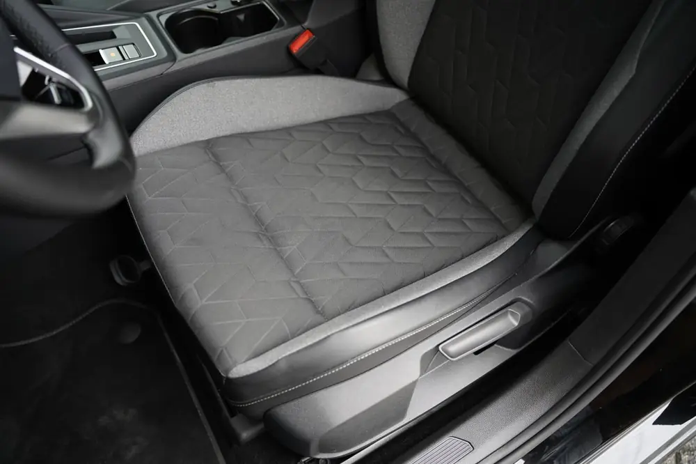 Volkswagen Golf 1.5 eTSI 150PK DSG GOAL Navi Trek Led Cam Pd uit 2025, foto 5