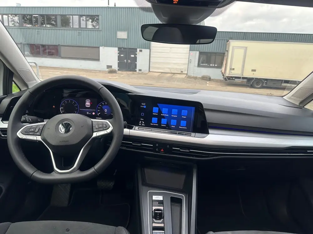 Volkswagen Golf eTSI Life Business!2022 Panodak!IQ-Light!Cam uit 2022, foto 16