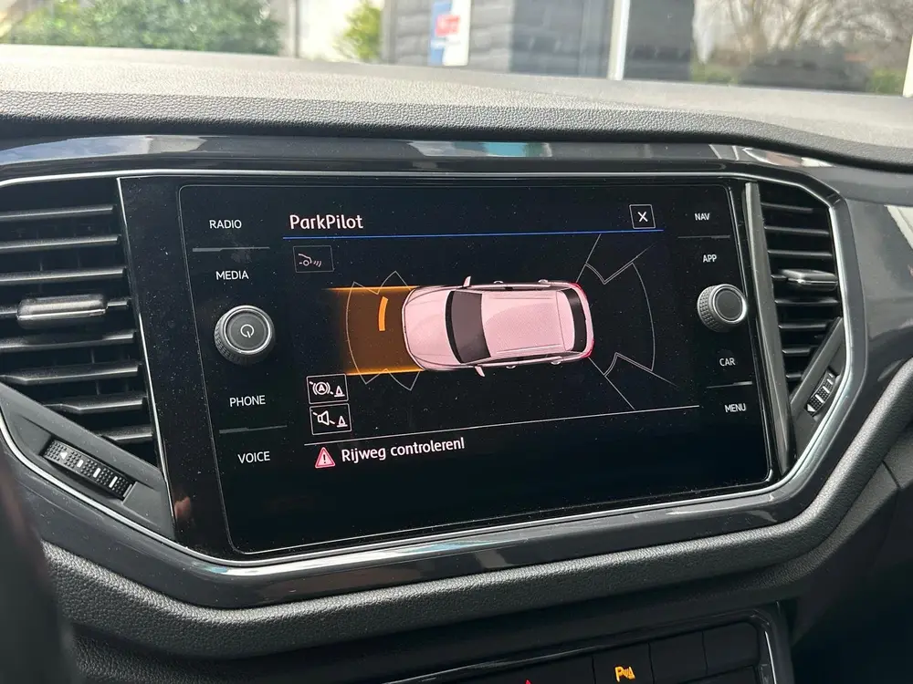 Volkswagen T-Roc 1.5 Sport R-Line, Two-Tone Automaat, Blueto uit 2019, foto 10