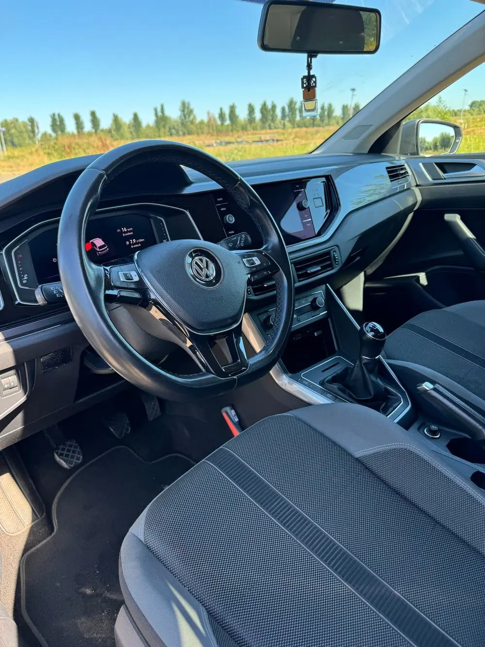 Volkswagen Polo 1.0 TSI 95pk 2020 VIRTUAL DISPLAY uit 2020, foto 17