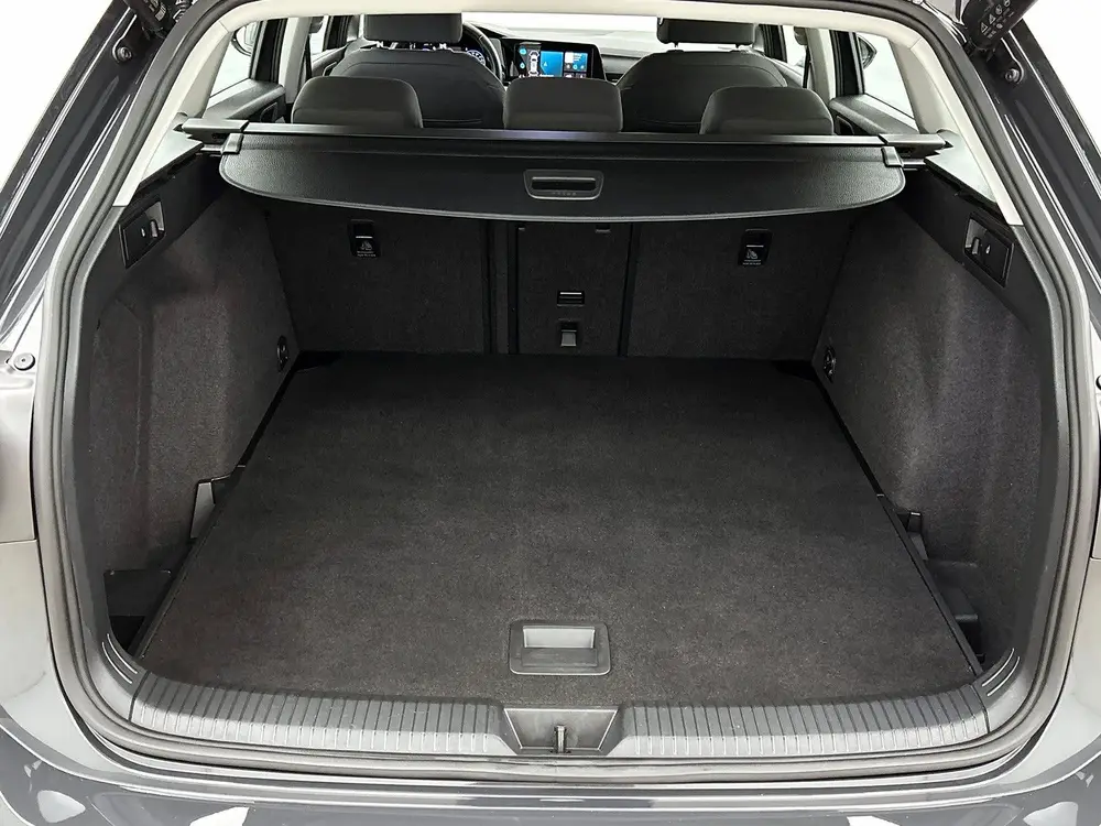 Volkswagen Golf Variant 1.0 TSI Life (bj 2022) uit 2022, foto 15
