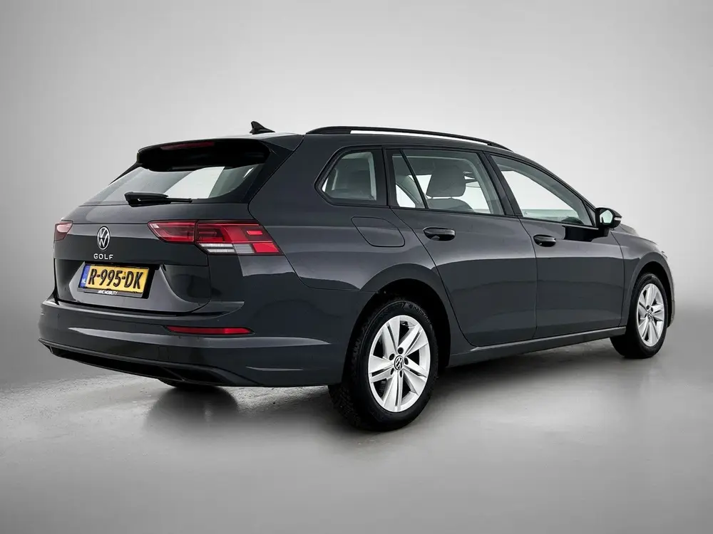 Volkswagen Golf Variant 1.0 TSI Life (bj 2022) uit 2022, foto 3