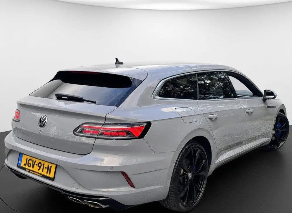 Volkswagen Arteon R Shooting Brake 4Motion 2.0 TSI 320PK R-S uit 2022, foto 5