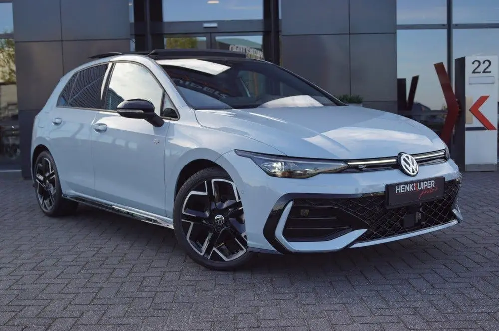 Volkswagen Golf R-line 1.5 eTSI 150pk DSG facelift Black sty uit 2025, foto 10