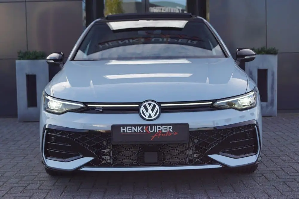 Volkswagen Golf R-line 1.5 eTSI 150pk DSG facelift Black sty uit 2025, foto 6