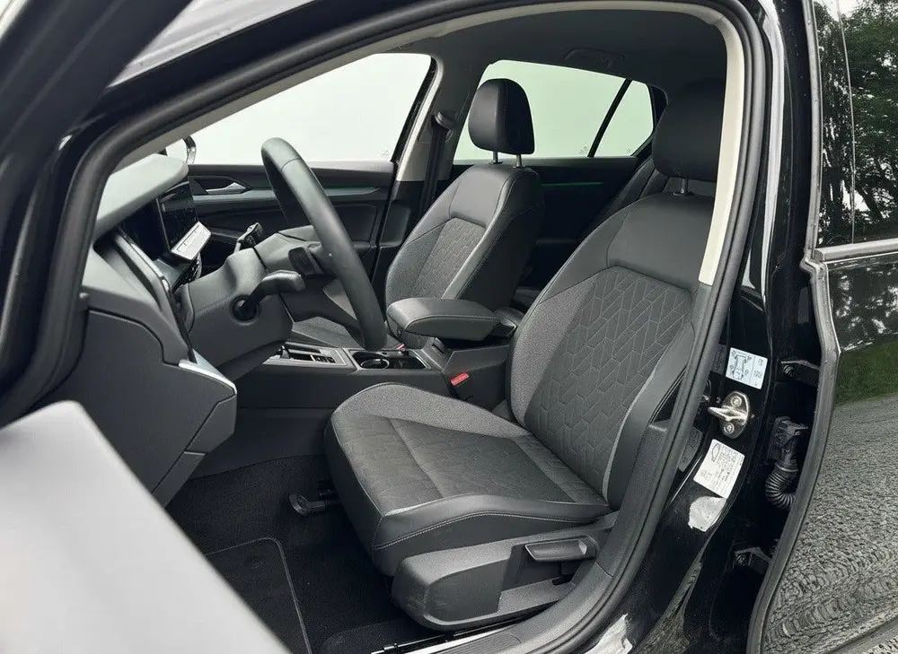 Volkswagen Golf 1.5 eHybrid 204PK PLUG IN. LIFE NAVI/CARPLAY uit 2025, foto 14