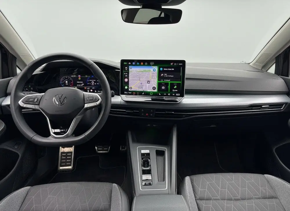 Volkswagen Golf 1.5 eHybrid 204PK PLUG IN. LIFE NAVI/CARPLAY uit 2025, foto 17