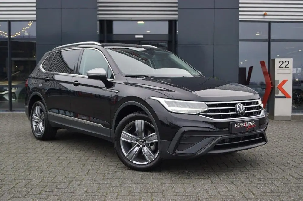 Volkswagen Tiguan Allspace 1.5 TSI DSG/ 7 persoons /Panodak/ uit 2024, foto 10