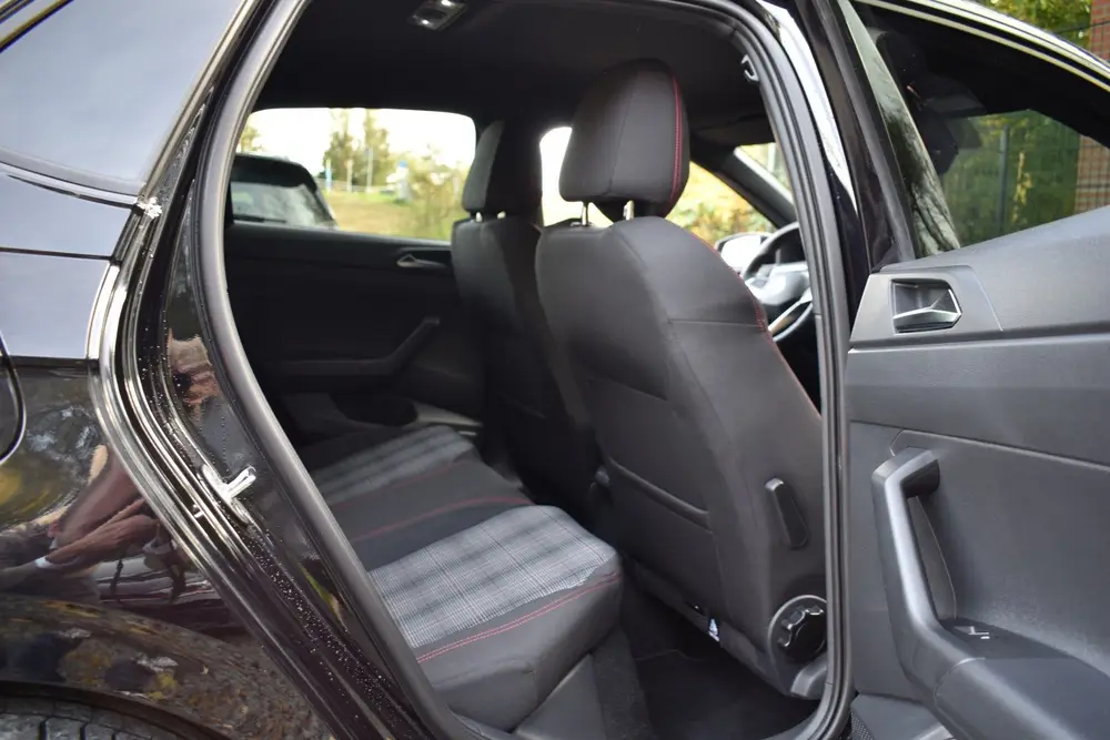 Volkswagen Polo 2.0 TSI GTI TSI 210PK DSG GTI-SPORT IQ-LIGHT uit 2024, foto 15