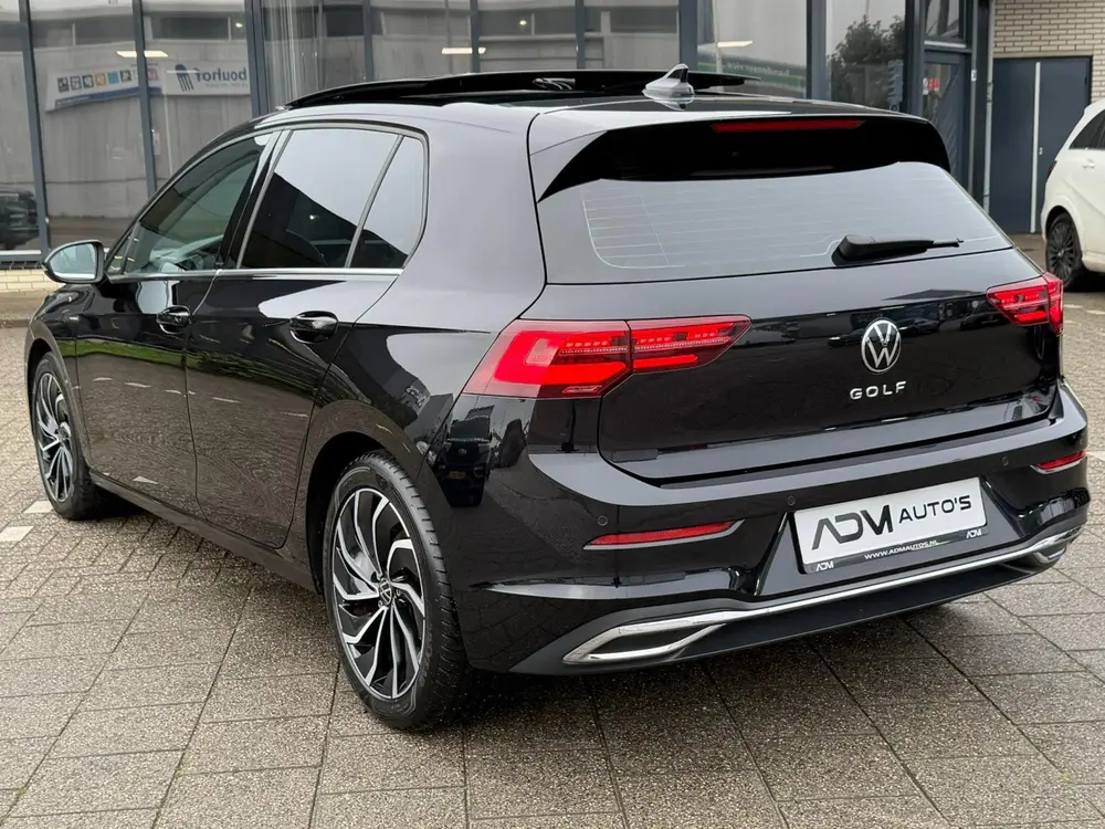 Volkswagen Golf 1.5 TSI STYLE l ACC l XENON l PANO uit 2021, foto 2
