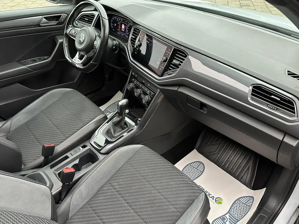 Volkswagen T-ROC 1.5 TSI Sport Business R uit 2019, foto 19