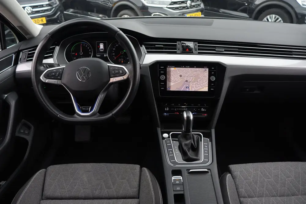 Volkswagen Passat Variant 1.4 TSI PHEV GTE | ACC | Camera | uit 2022, foto 11